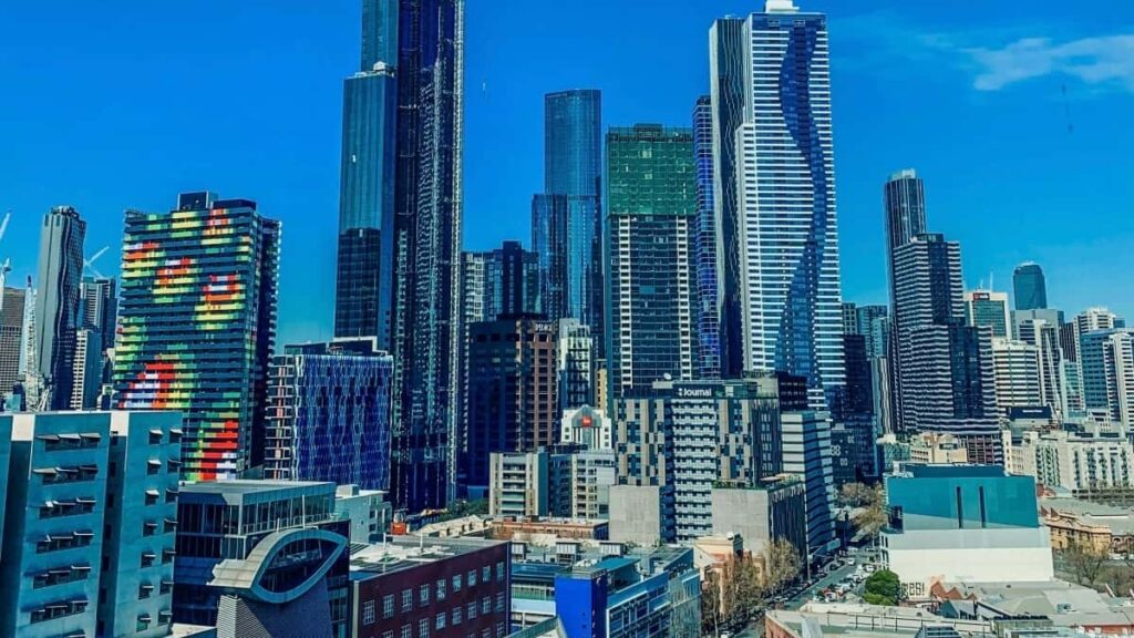2025 United Arab Emirates Facebook реклама нархномаи ҳамаҷониба барои Тоҷикистон
