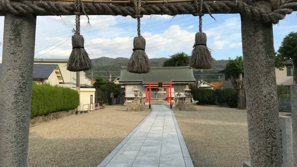 Чӣ тавр барои маъракаи афилиат ёфтани креаторони Netflix дар Лаос — стратегияҳо, платформаҳо, мисолҳо ва натиҷабандӣ барои рекламгарони тоҷик.