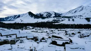 Роҳнамое барои рекламадиҳандагон дар Тоҷикистон: чӣ гуна креаторҳои Etsy дар Лаосро ёфт кардан, онҳоро ба лида табдил додан ва ҳамзамон пайвандҳои фарҳангӣ ва натиҷагириро ба роҳ мондан.