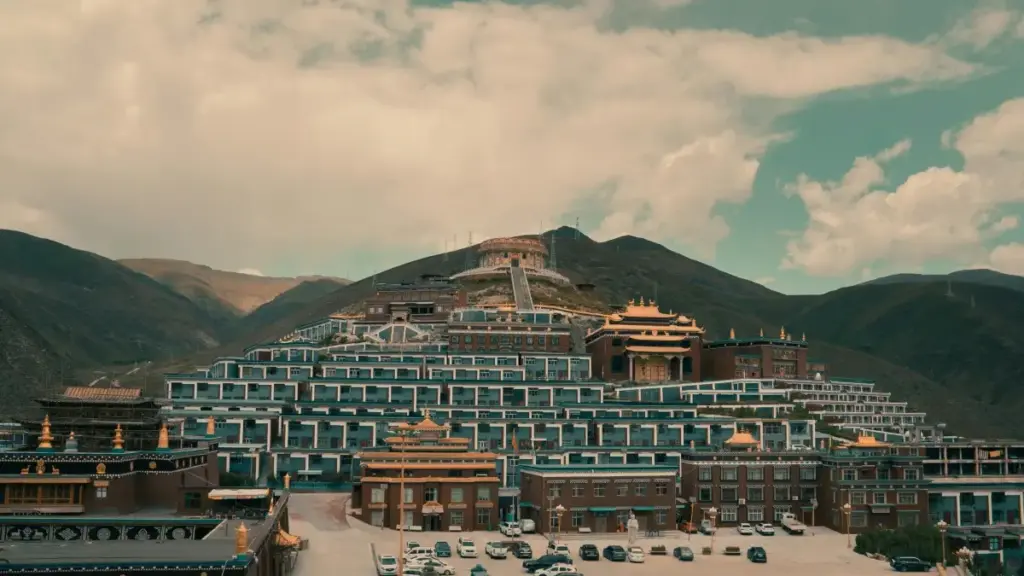 Роҳнамои амалӣ барои рекламадорон аз Тоҷикистон: чӣ тавр созмон додан, муайян кардан ва баҳогузорӣ кардани Pinterest-эҷодкорони Словакия барои маҳдуд‑ҳажм (limited edition) дропҳо.